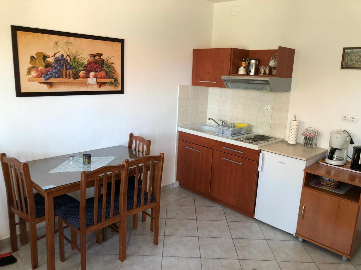 Apartmani Area Doma Trogir Ngoại thất bức ảnh