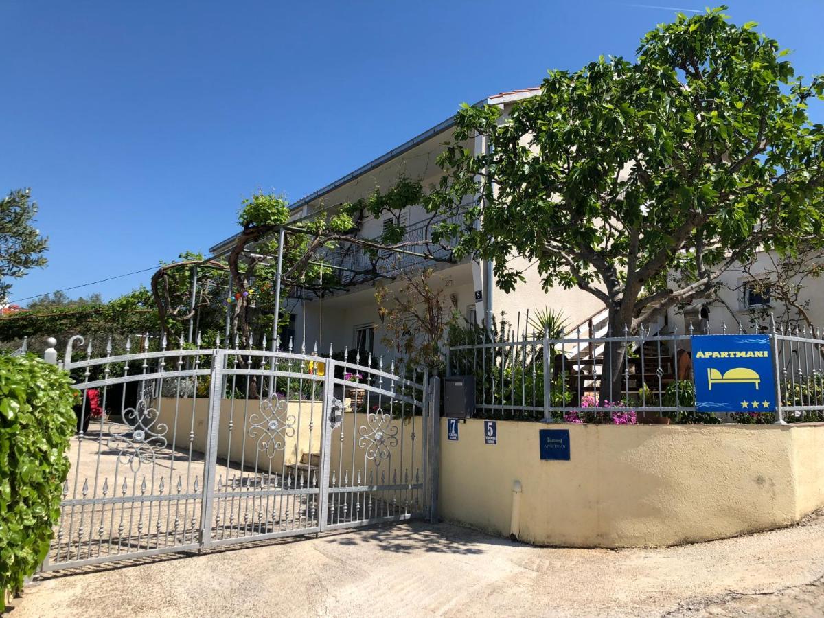 Apartmani Area Doma Trogir Ngoại thất bức ảnh