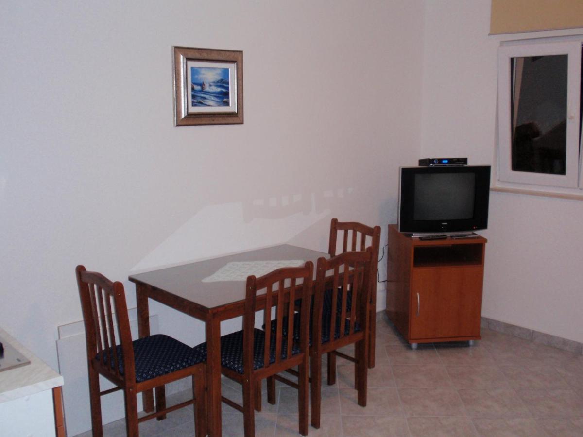 Apartmani Area Doma Trogir Ngoại thất bức ảnh