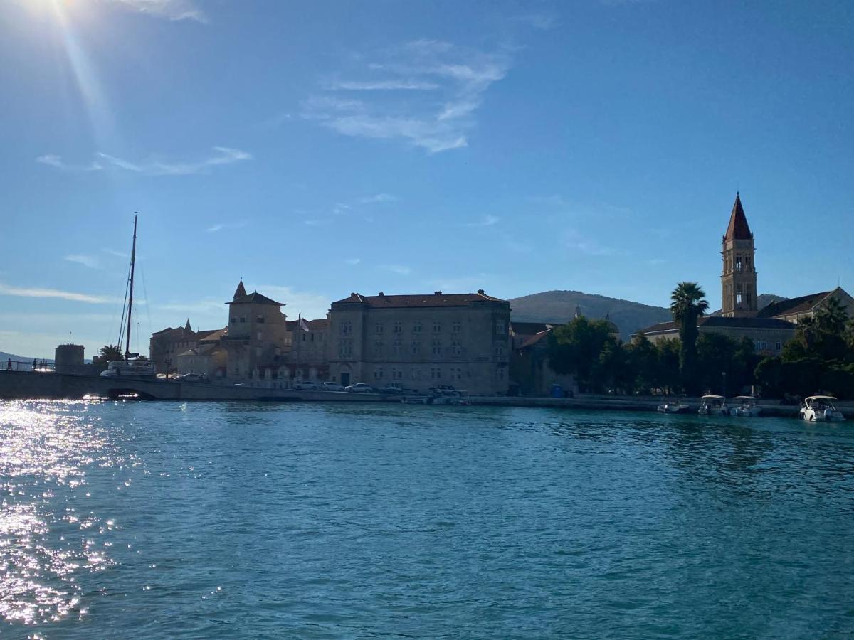 Apartmani Area Doma Trogir Ngoại thất bức ảnh